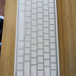 Apple Magic Keyboard