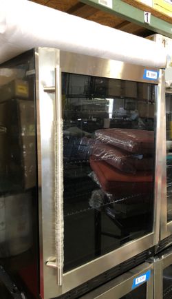 Magic Chef Refrigerator with Light