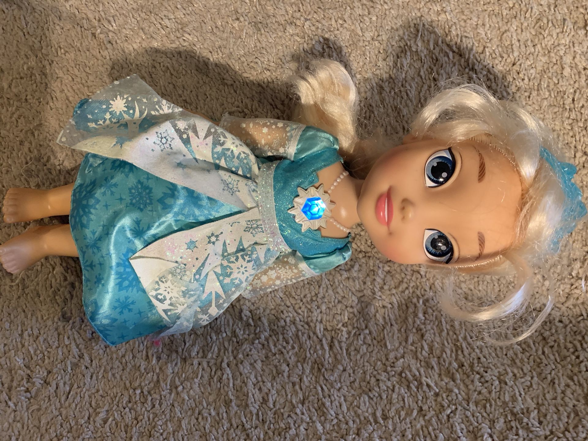 Bilingual Spanish/English talking singing light up Elsa