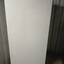 Fridgedaire Upright Freezer 18cu