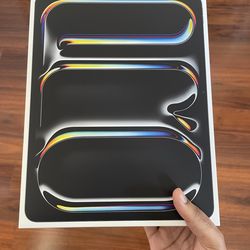 Apple iPad Pro 13-inch (M5) Wi-Fi 1TB Space Black Nano-texture Glass