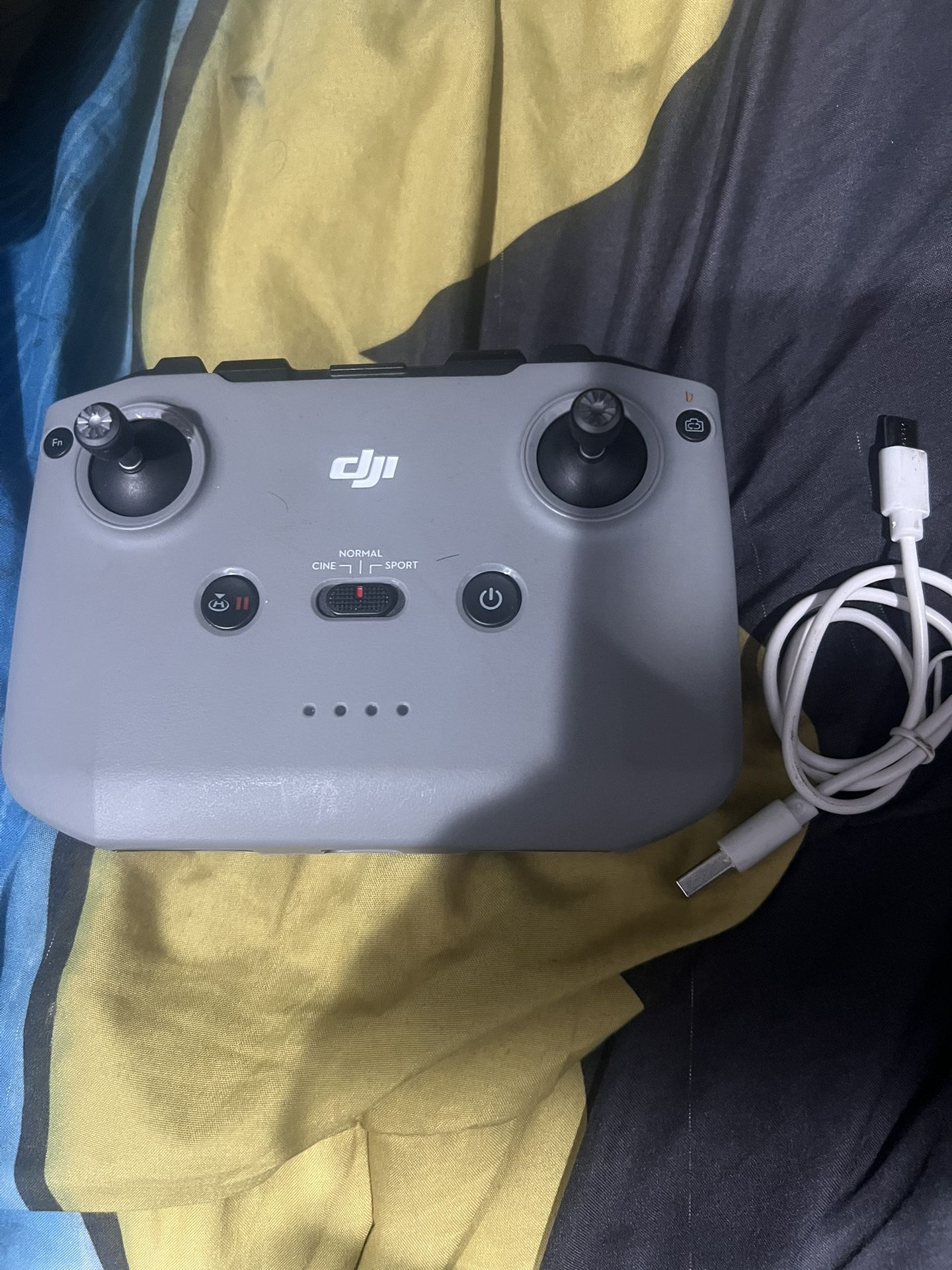 dji remote   great cond w charger  40$ 