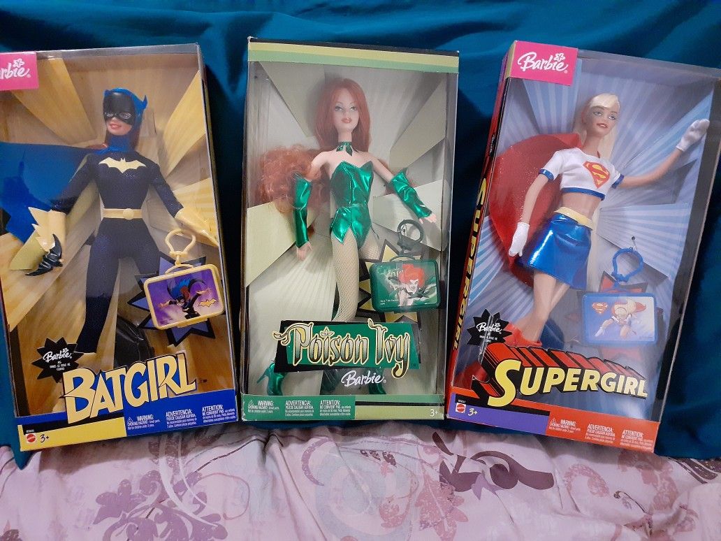 Super Hero Mattel Barbies