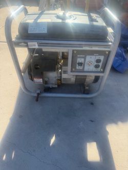 Briggs & Stratton 3250W Portable Generator