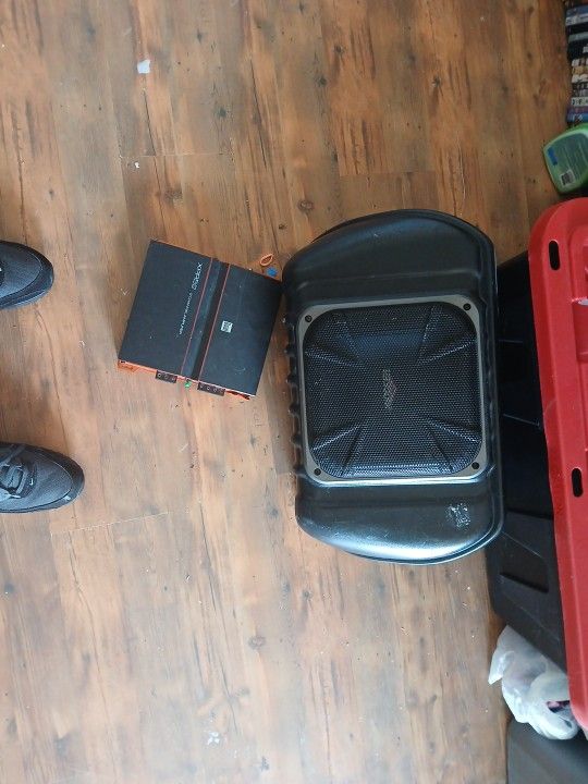 Speaker And Amp Nice Sound.