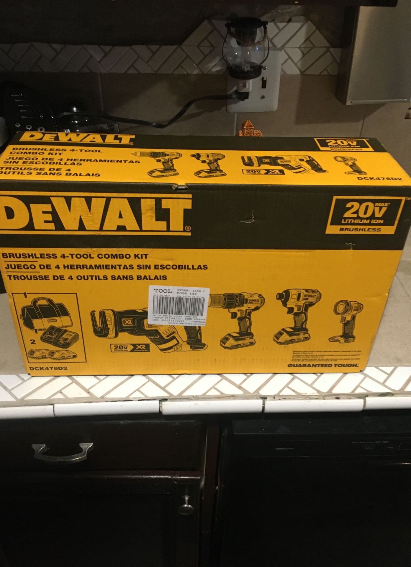 NEW DEWALT 4 tool combo kit