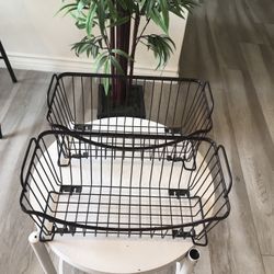 Brown Metal Wire Baskets 4 For $25 With 3 Free Small Baskets  