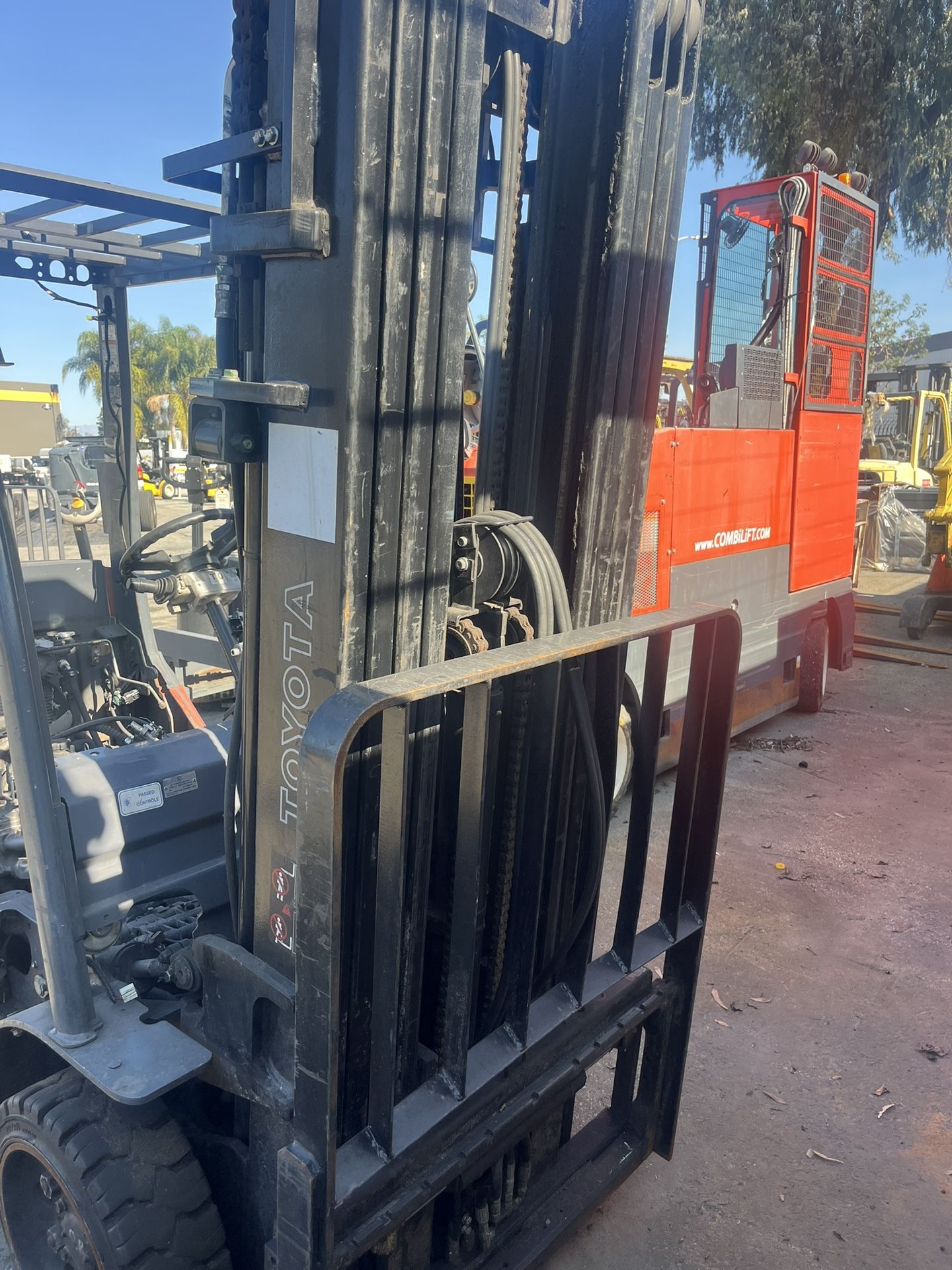 Toyota Forklift Mast 