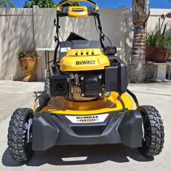 Dewalt 21 in. 196 CC E-GOV RWD Commercial Engine Self-Propelled Gas-Powered Lawn Mower