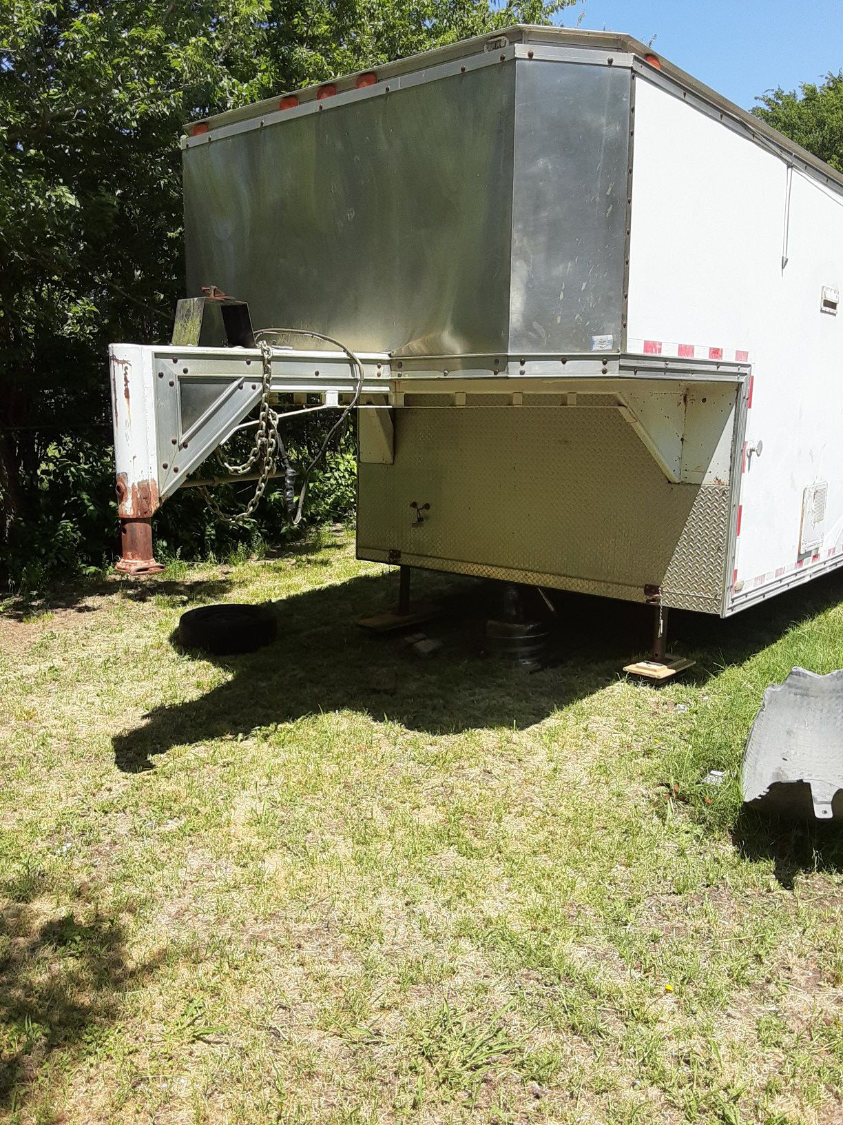 36ft trailer with ramps