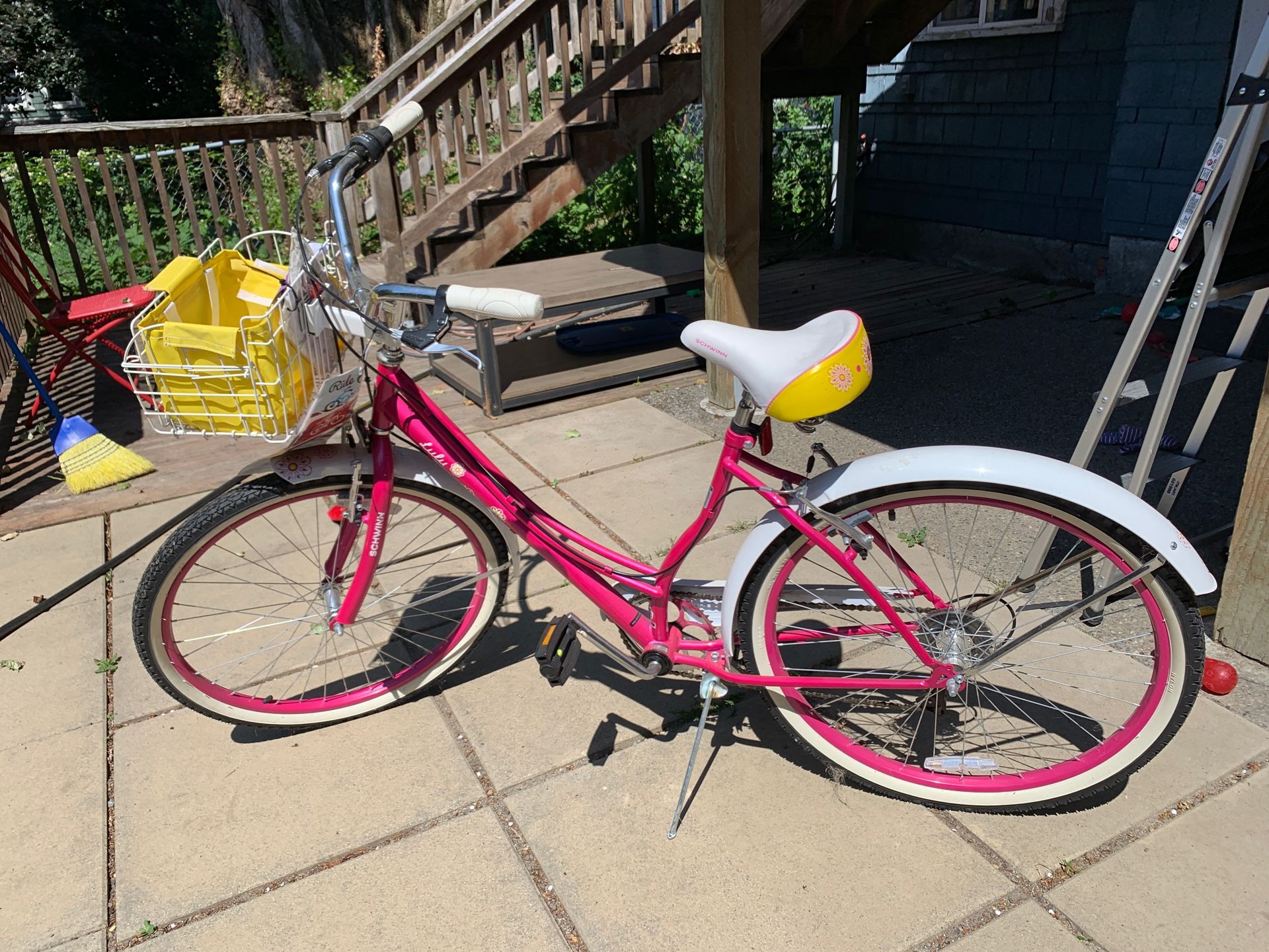 NWT Schwinn Lulu Cruiser 26” Bike $120 (MSRP $180)
