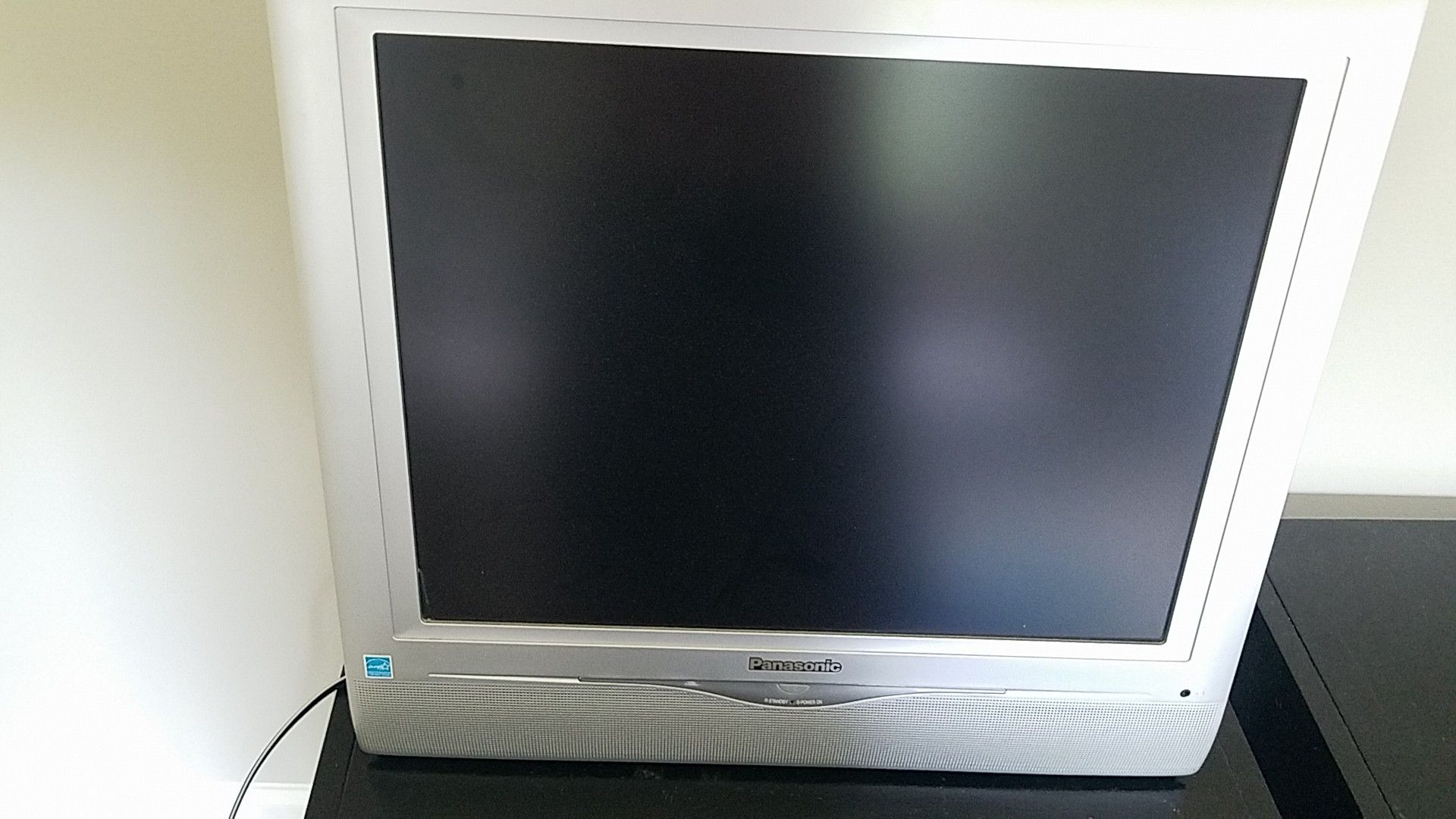 Panasonic flat screen 20" TV