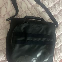 Durable black binder with carrying handle