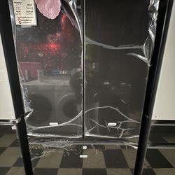 Samsung Bespoke Refrigerator With Beverage Center In Charcoal Glass