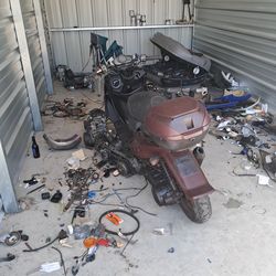 Alot of small engine stuff