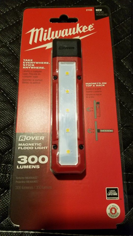 Milwaukee Flood Light