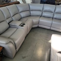 🩵  BRAND NEW Sectionals - Big Clearance Event!