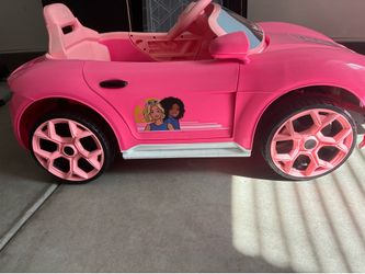 Kids 12V Battery Powered Barbie Convertible Ride-On Car