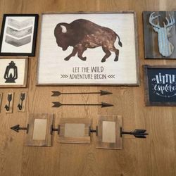 Nursery or Toddler Decor (11 Pieces) 