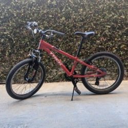 Trek Mountain Bike Precaliber Kids 20” Red