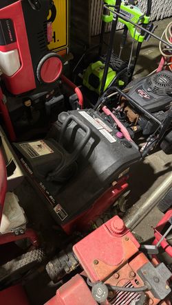 Yard machine 5.5 hp 21 inch electric start runs great