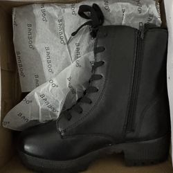 Bamboo women shoes size 10 new in box 