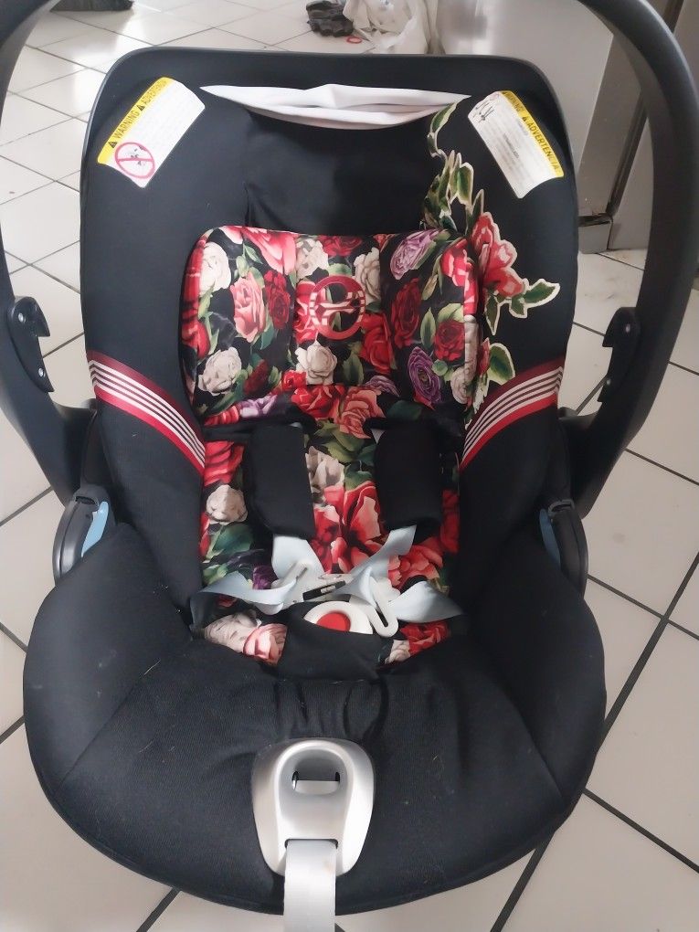 Cybex Infant Car Seat. These Go For 500 Dollars 
