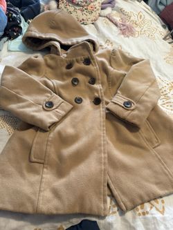 Over 50 Pieces of Girl’s clothing