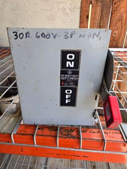 DISCONNECT ELECTRICAL BOX