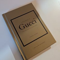 GUCCI TABLE BOOK 