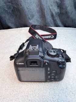 Canon EOS Rebel T7 DSLR Camera w/ 18-55mm Lens Kit EF-S IS II + Strap