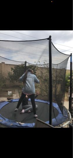8 feet Outdoor Trampoline with Safety Enclosure Net