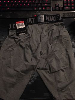 Nike pro combat