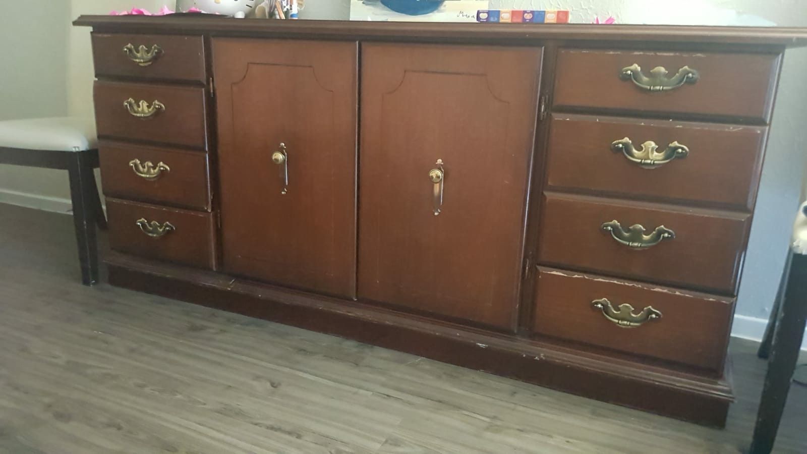 Dresser for free!