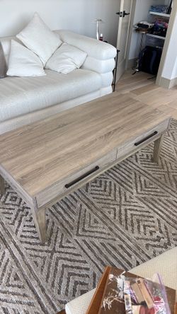 Coffee table - like NEW! Ocean Beach