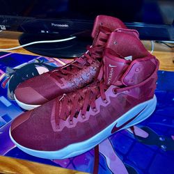 Nike Hyperdunk Basketball Shoes – Red – Men’s Size 14 – Great Condition – Fast Pickup 