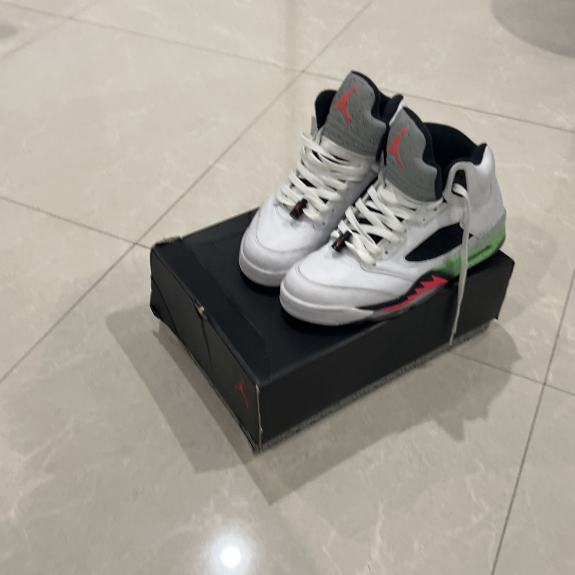 Jordan 5 Retro