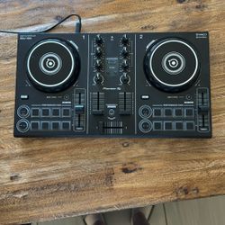 DDJ-200