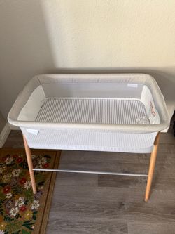 Delta children bassinet