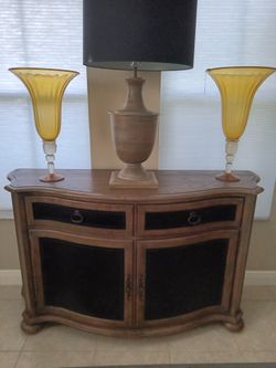 Bernhardt Dining Room Credenza+ Lamp + 2 Gold Vase