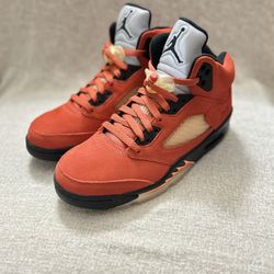 Jordan 5 Size 9.5 Women’s “Dunk On Mars” 