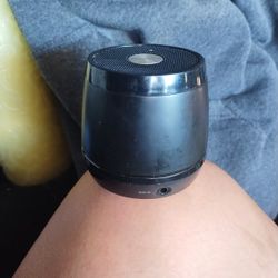 HMDX Little Portable Black Bluetooth speaker 