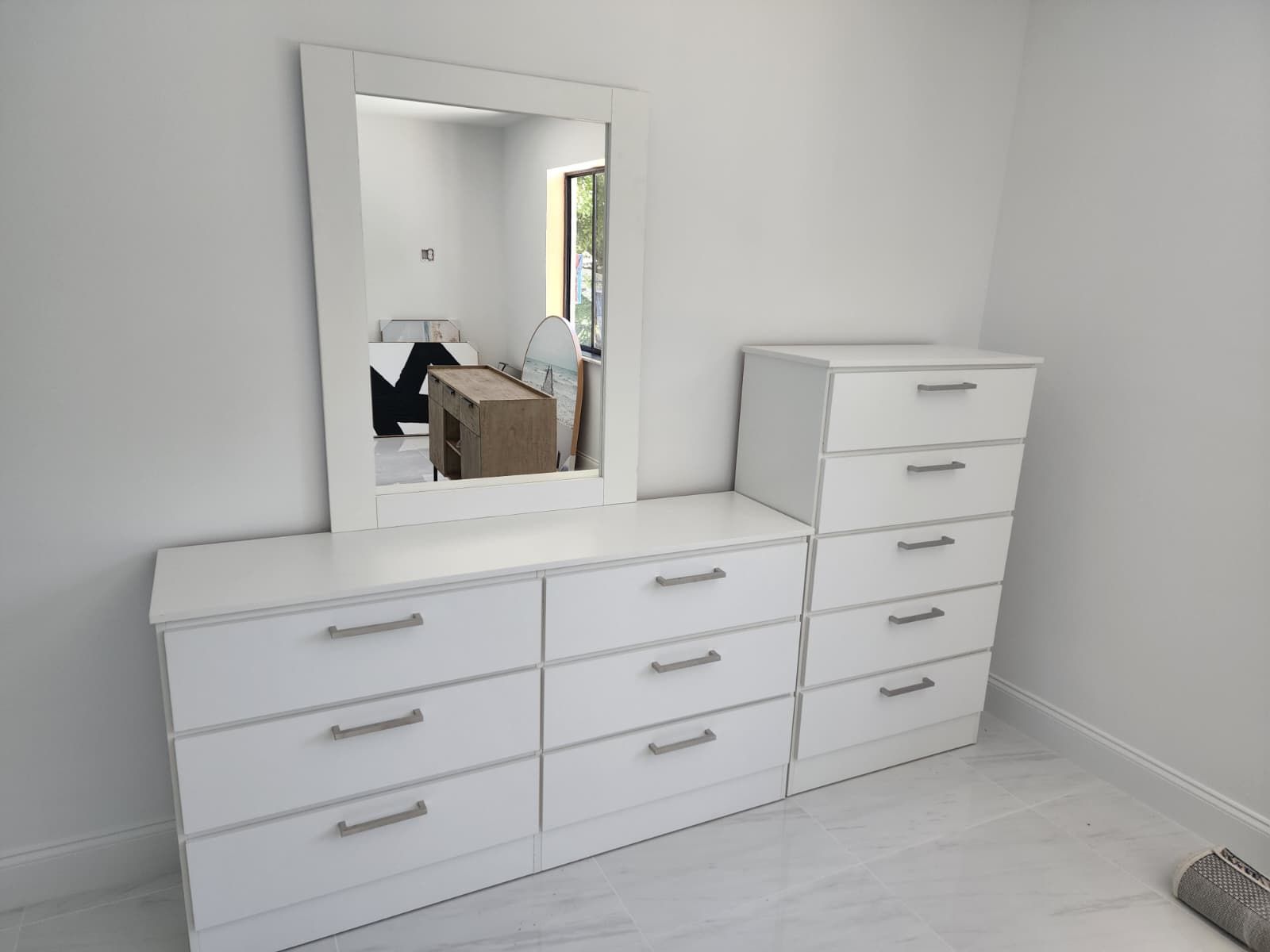 ✨DRESSER WITH MIRROR AND CHEST