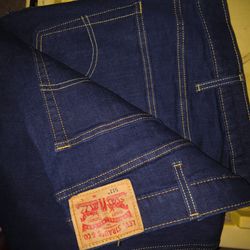 Levi's 50 X32. 52x 32