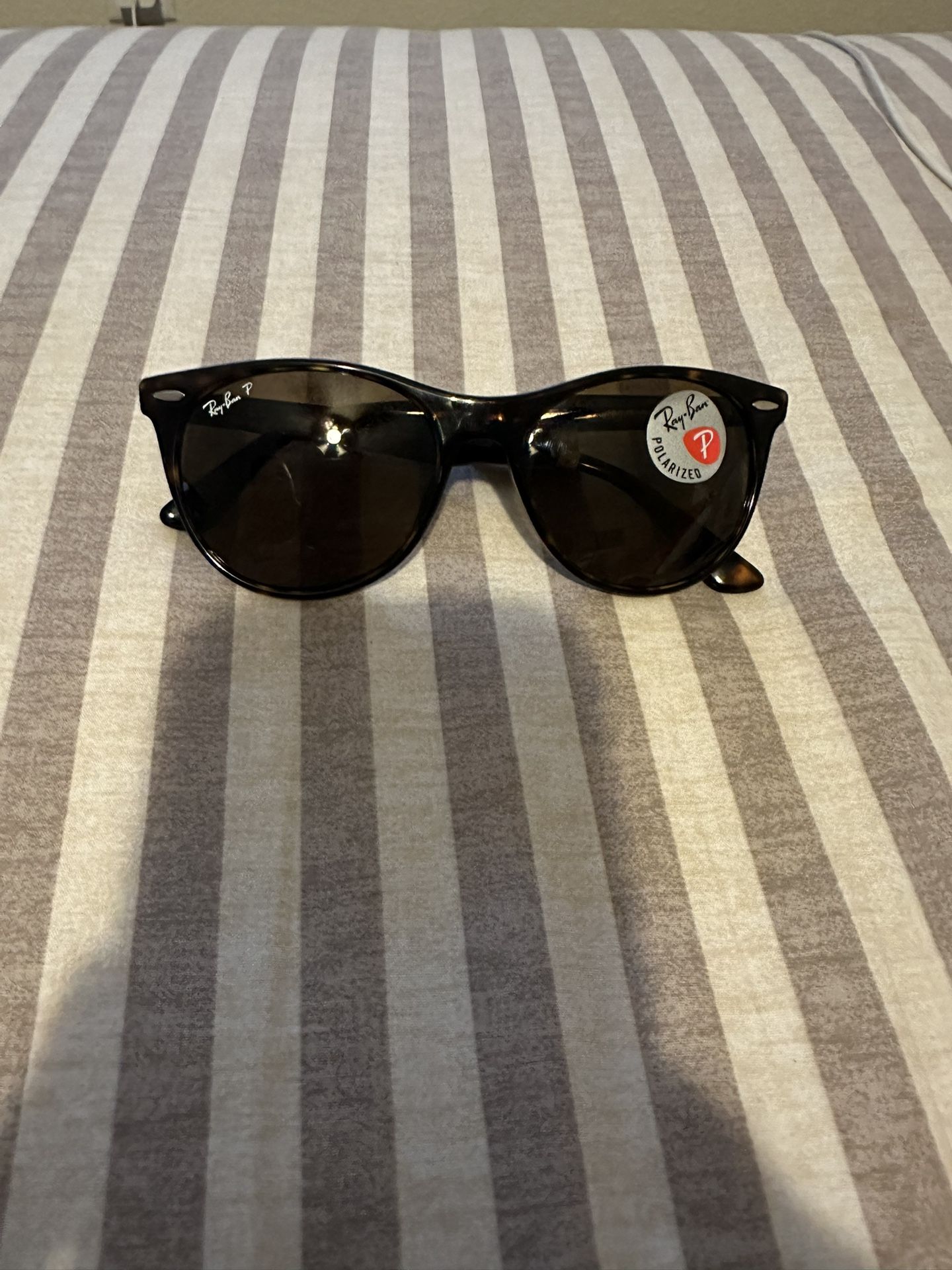 Women’s Ray ban