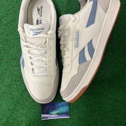 Reebok court advance chalk vintage blue size 10men/11.5women