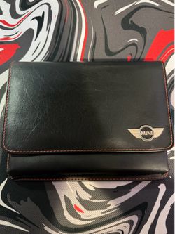 2004 Mini Cooper Complete Owner’s Manual Set with Leather Folio Case