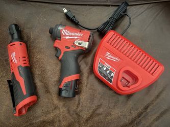 🔴 MILWAUKEE M12 FUEL – 3/8” RATCHET + IMPACT DRIVER SET 🔴