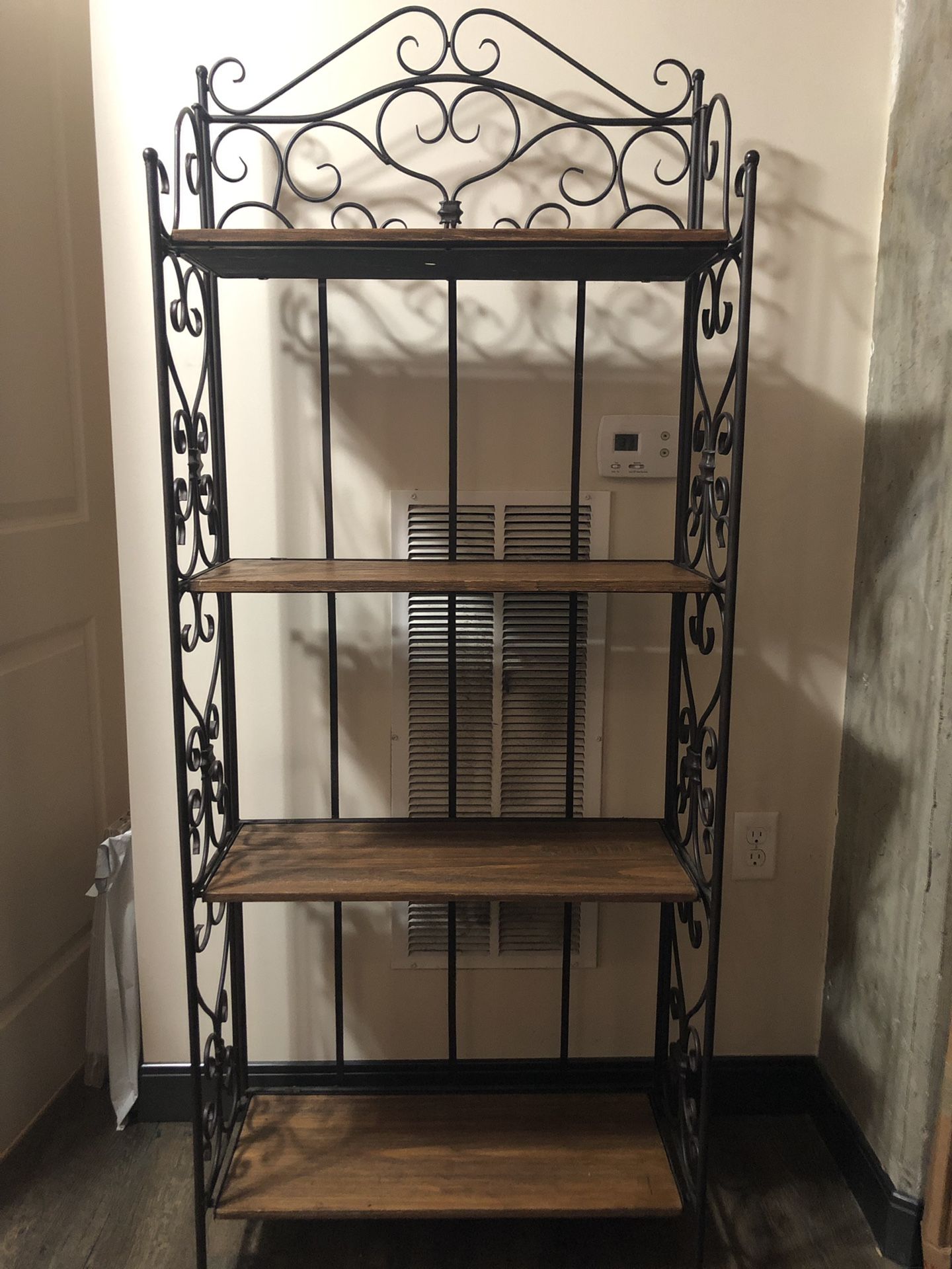 Pantry Shelf / Bookshelf