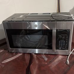 New Microwave Large 1600w 